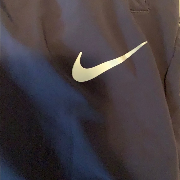 Nike Dri-Fit joggers - Picture 2 of 6